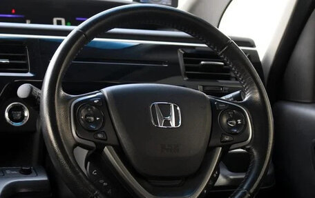 Honda Stepwgn IV, 2021 год, 2 055 000 рублей, 20 фотография