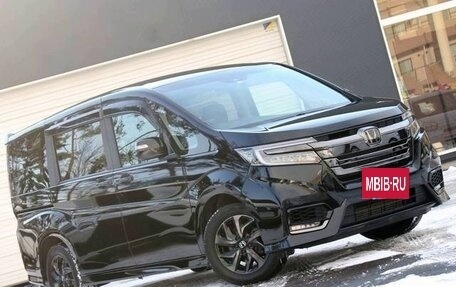 Honda Stepwgn IV, 2021 год, 2 055 000 рублей, 13 фотография