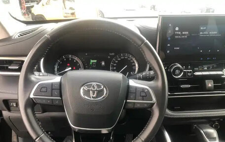 Toyota Highlander, 2022 год, 3 594 555 рублей, 9 фотография