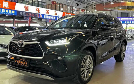 Toyota Highlander, 2022 год, 3 594 555 рублей, 1 фотография