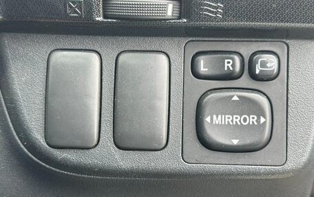 Toyota Wish II, 2009 год, 760 000 рублей, 17 фотография