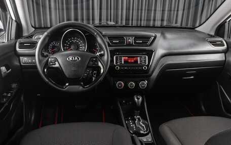 KIA Rio III рестайлинг, 2016 год, 1 019 000 рублей, 6 фотография