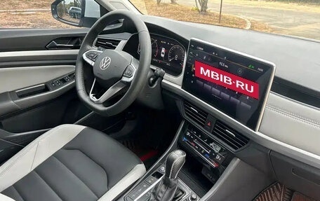 Volkswagen Bora, 2022 год, 1 135 000 рублей, 10 фотография