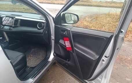 Toyota RAV4, 2013 год, 1 600 000 рублей, 8 фотография