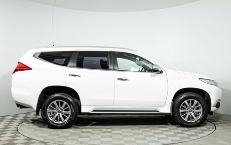 Mitsubishi Pajero Sport III рестайлинг, 2018 год, 2 849 000 рублей, 4 фотография