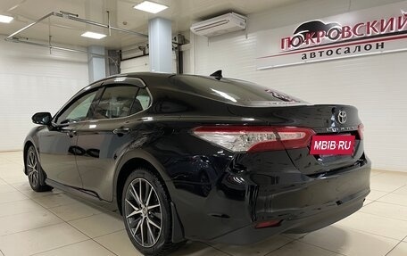Toyota Camry, 2022 год, 3 670 000 рублей, 5 фотография