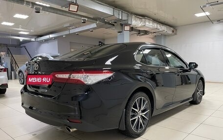 Toyota Camry, 2022 год, 3 670 000 рублей, 4 фотография