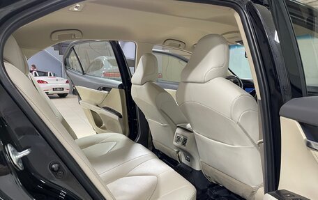 Toyota Camry, 2022 год, 3 670 000 рублей, 14 фотография