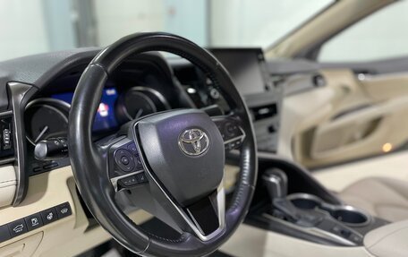 Toyota Camry, 2022 год, 3 670 000 рублей, 12 фотография