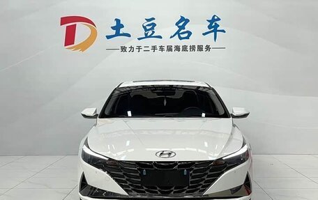 Hyundai Elantra, 2022 год, 1 600 000 рублей, 12 фотография