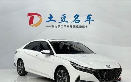 Hyundai Elantra, 2022 год, 1 600 000 рублей, 11 фотография