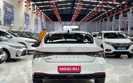 Hyundai Elantra, 2022 год, 1 600 000 рублей, 9 фотография