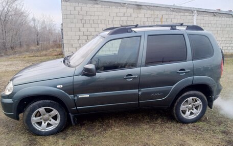 Chevrolet Niva I рестайлинг, 2017 год, 630 000 рублей, 4 фотография