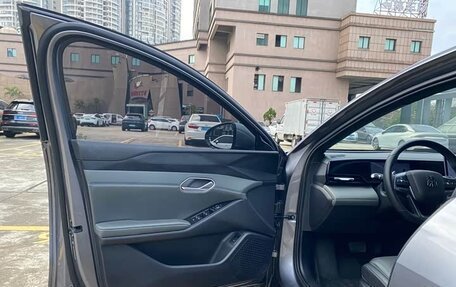 BYD Qin, 2025 год, 1 850 000 рублей, 18 фотография