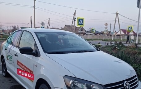 Volkswagen Polo VI (EU Market), 2018 год, 680 000 рублей, 2 фотография