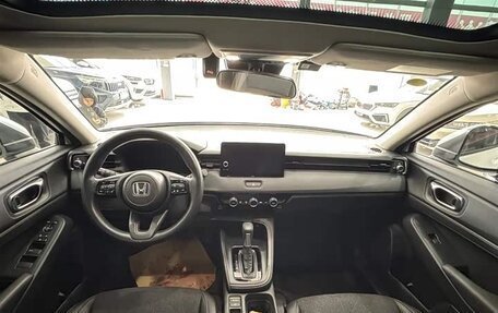 Honda Vezel, 2025 год, 2 250 000 рублей, 10 фотография