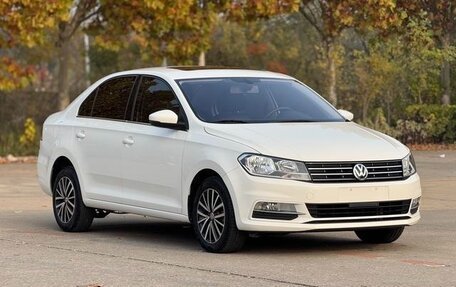 Volkswagen Santana, 2022 год, 960 000 рублей, 1 фотография
