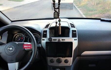 Opel Zafira B, 2012 год, 870 000 рублей, 7 фотография