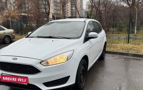 Ford Focus III, 2015 год, 890 000 рублей, 3 фотография