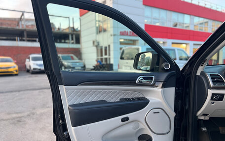 Jeep Grand Cherokee, 2018 год, 3 500 000 рублей, 13 фотография