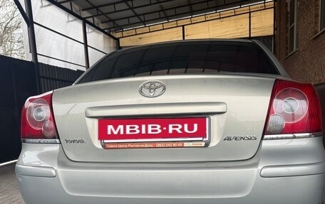 Toyota Avensis III рестайлинг, 2007 год, 800 000 рублей, 3 фотография