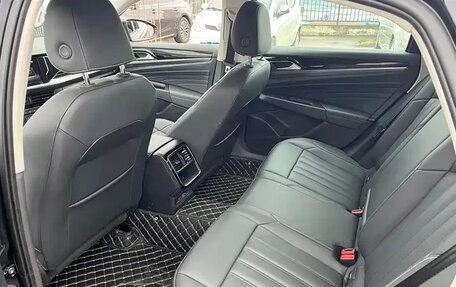 Volkswagen Passat B8 рестайлинг, 2022 год, 1 762 500 рублей, 13 фотография