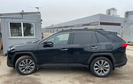 Toyota RAV4, 2021 год, 4 100 000 рублей, 8 фотография