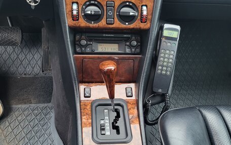 Mercedes-Benz E-Класс, 1993 год, 1 500 000 рублей, 12 фотография