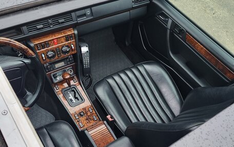 Mercedes-Benz E-Класс, 1993 год, 1 500 000 рублей, 10 фотография