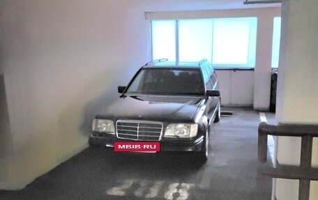 Mercedes-Benz E-Класс, 1993 год, 1 500 000 рублей, 7 фотография