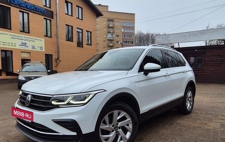Volkswagen Tiguan II, 2021 год, 3 000 000 рублей, 7 фотография
