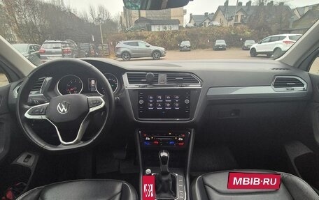 Volkswagen Tiguan II, 2021 год, 3 000 000 рублей, 9 фотография