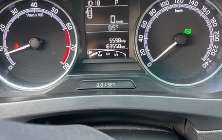 Skoda Rapid I, 2019 год, 1 300 000 рублей, 7 фотография