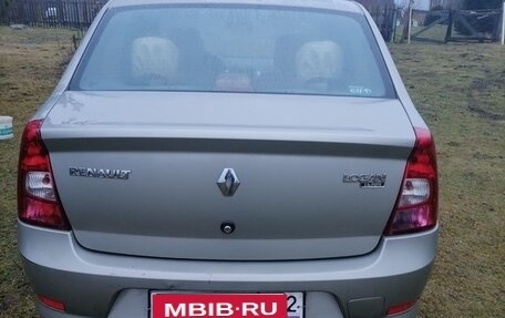 Renault Logan I, 2010 год, 450 000 рублей, 3 фотография
