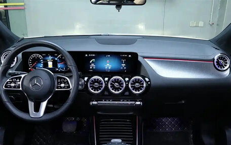 Mercedes-Benz GLA, 2021 год, 2 160 000 рублей, 7 фотография