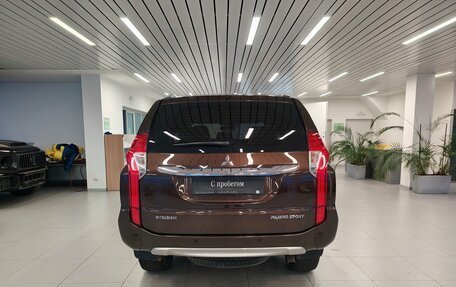 Mitsubishi Pajero Sport III рестайлинг, 2018 год, 2 525 000 рублей, 4 фотография