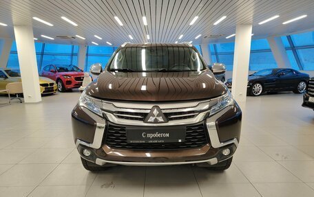 Mitsubishi Pajero Sport III рестайлинг, 2018 год, 2 525 000 рублей, 3 фотография