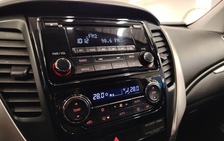 Mitsubishi Pajero Sport III рестайлинг, 2018 год, 2 525 000 рублей, 13 фотография