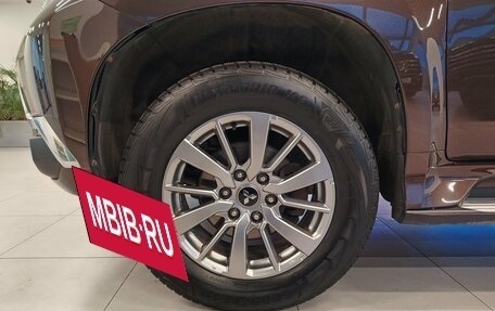 Mitsubishi Pajero Sport III рестайлинг, 2018 год, 2 525 000 рублей, 6 фотография