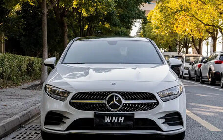 Mercedes-Benz A-Класс, 2021 год, 1 650 000 рублей, 2 фотография