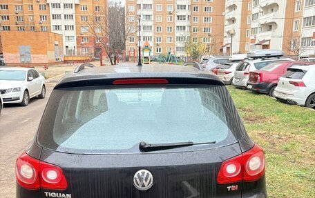 Volkswagen Tiguan I, 2010 год, 650 000 рублей, 2 фотография