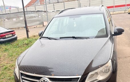 Volkswagen Tiguan I, 2010 год, 650 000 рублей, 3 фотография