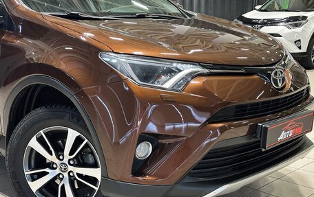 Toyota RAV4, 2017 год, 2 400 000 рублей, 10 фотография