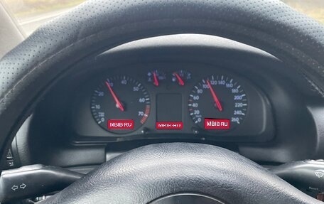 Volkswagen Passat B5+ рестайлинг, 1998 год, 275 000 рублей, 1 фотография