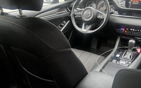 Mazda 6, 2019 год, 2 200 000 рублей, 14 фотография