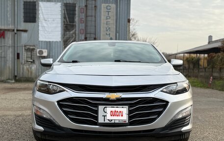 Chevrolet Malibu IX, 2019 год, 1 590 000 рублей, 2 фотография