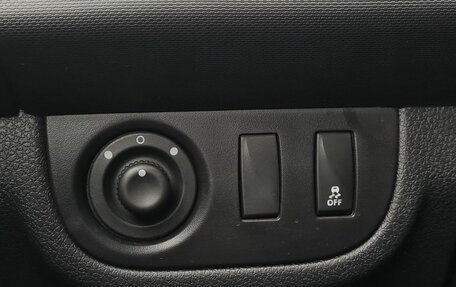 Renault Sandero II рестайлинг, 2019 год, 1 150 000 рублей, 19 фотография