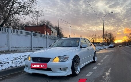 Lexus IS II рестайлинг 2, 1999 год, 880 000 рублей, 3 фотография