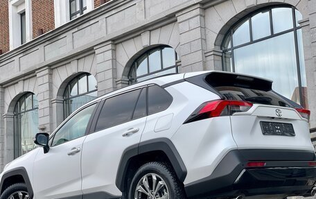 Toyota RAV4, 2024 год, 3 799 000 рублей, 1 фотография