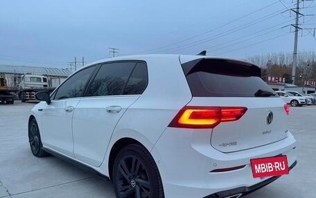 Volkswagen Golf VIII, 2021 год, 1 800 000 рублей, 6 фотография